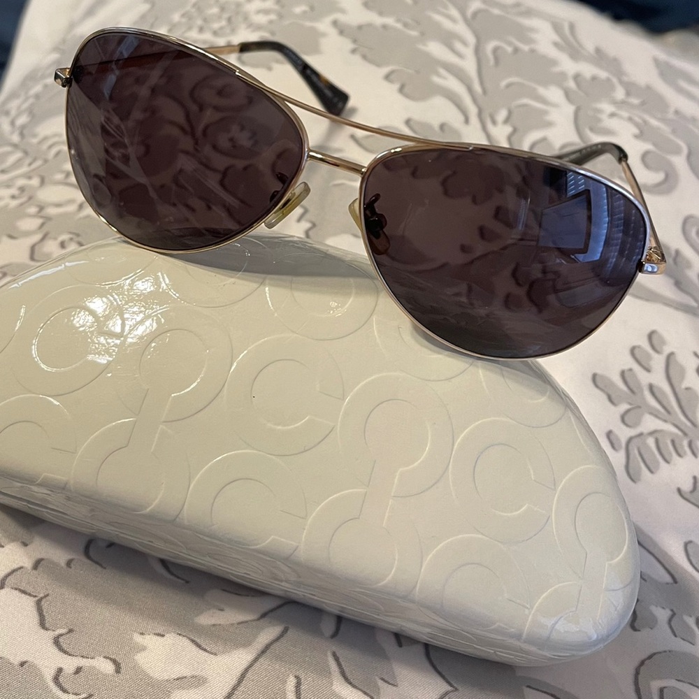 🔥🔥Coach Sunglasses 🕶